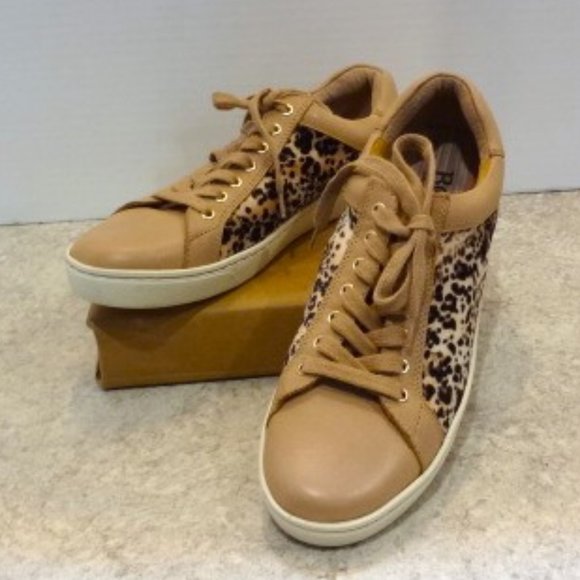 Born Shoes Newno Box Born Tan Leather Lace Up Sneaker With Cheetah
